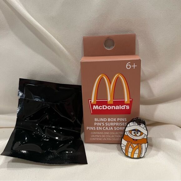 Loungefly McDonald's Chicken McNugget Mummy Halloween Costume Enamel Pin NEW - Picture 1 of 4